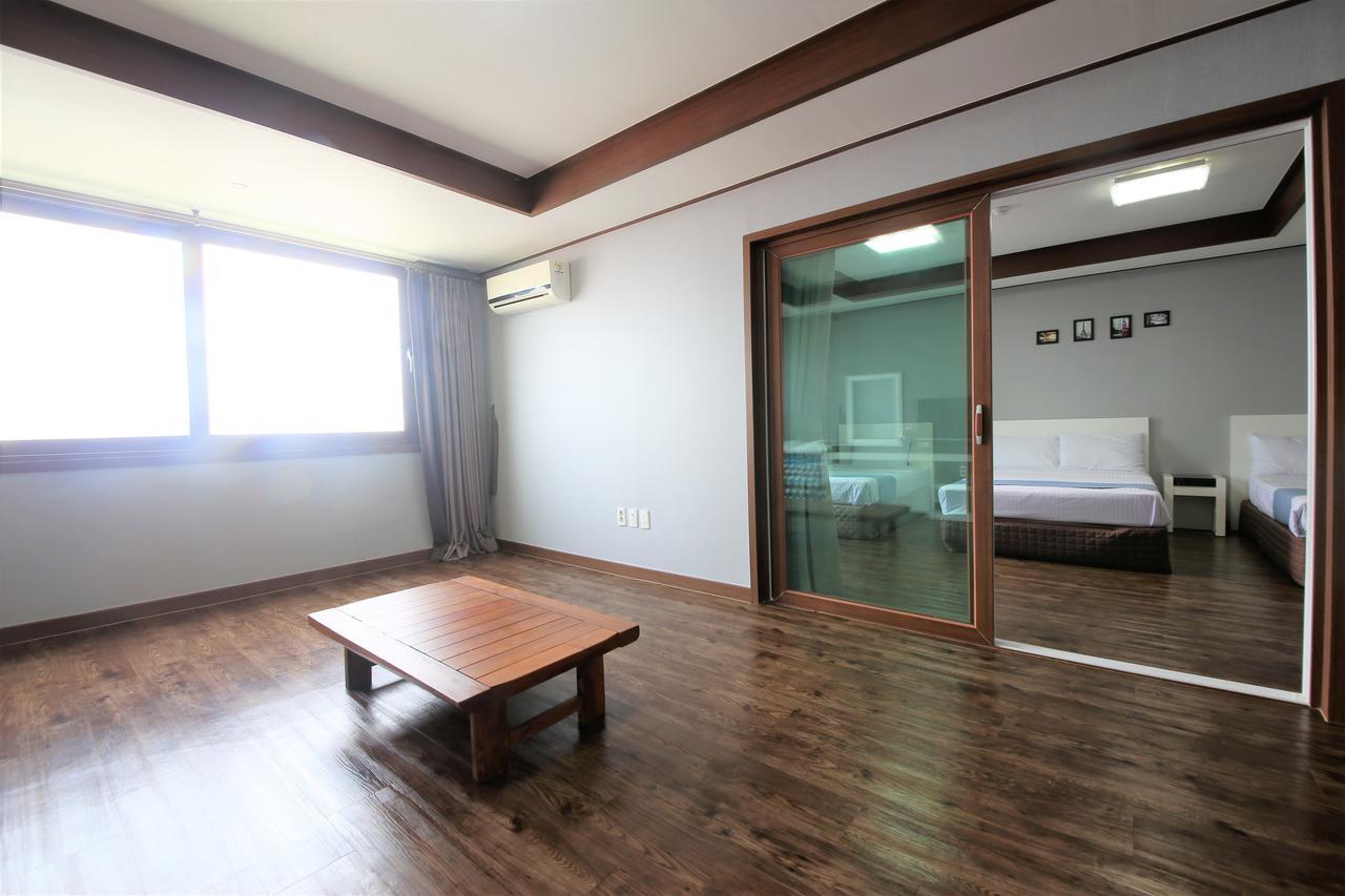 Woorim Hotel Jeju Exterior photo