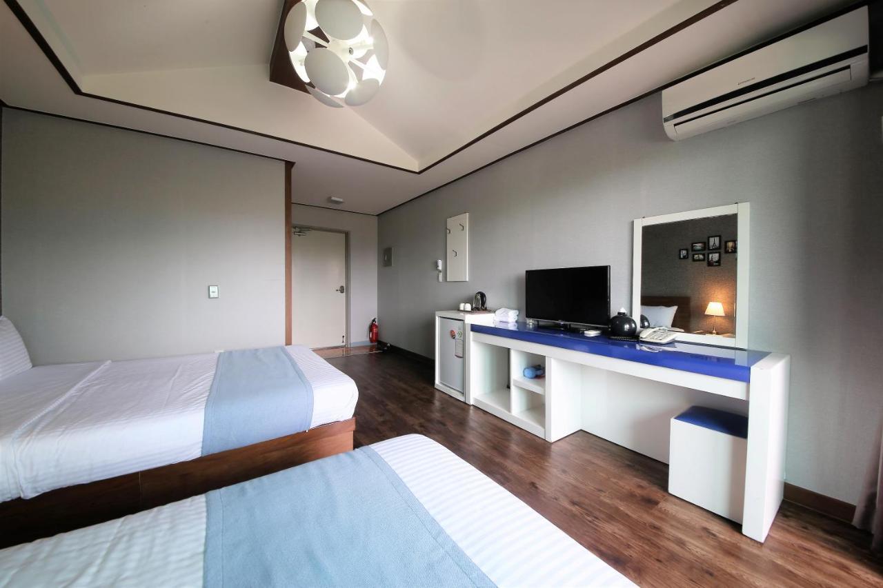 Woorim Hotel Jeju Exterior photo