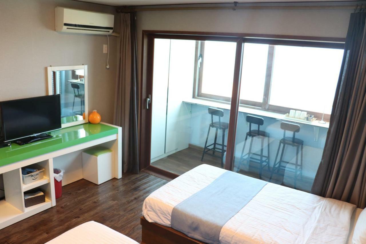 Woorim Hotel Jeju Exterior photo